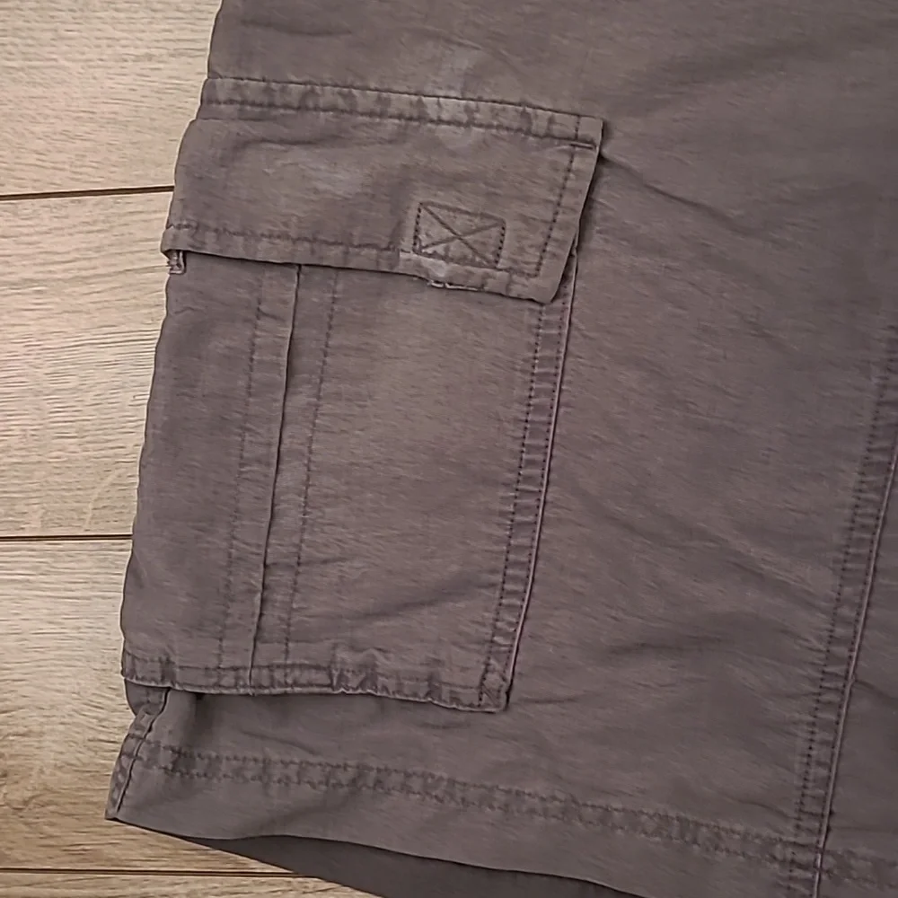 THE NORTH FACE Faded Grey Buckle Sz S Mens‎ Cargo Athletic Hiking Shorts